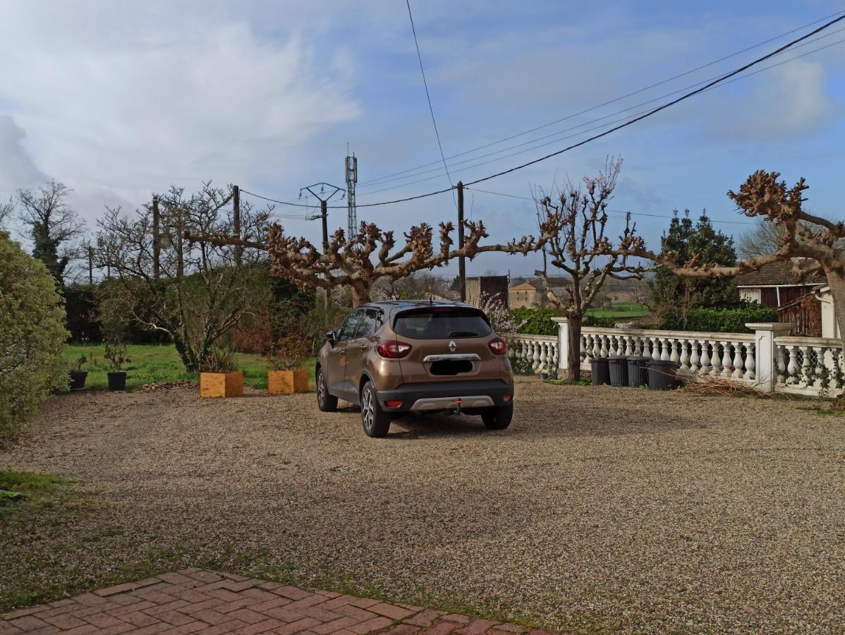 Hotel "Les Peyres" Lamothe-Landerron Exteriér fotografie
